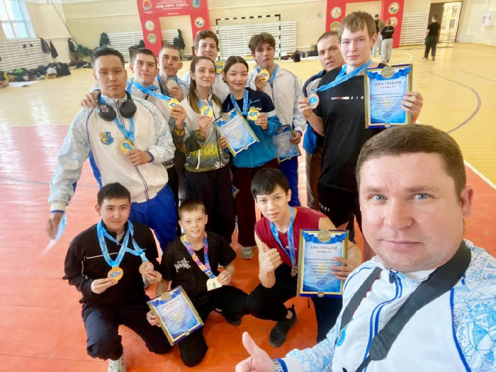 Golden Kettlebells of Champions