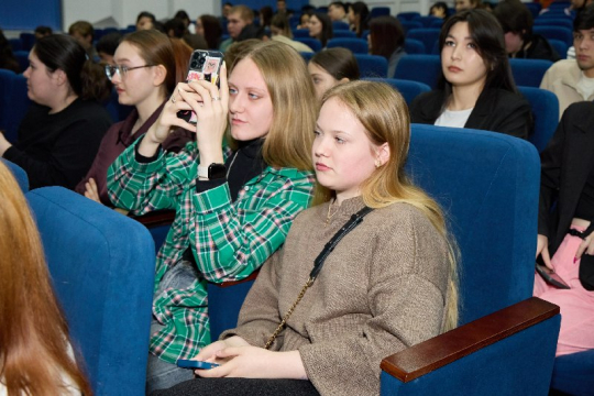 Студенты СПРАШИВАЮТ – проректор ОТВЕЧАЕТ