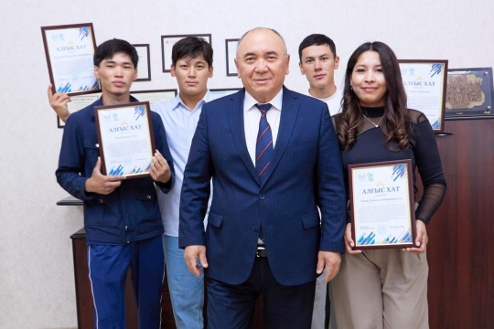 Қабылдау комиссиясының БАТЫРЛАРЫ