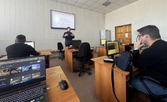 ИИ не в качестве замены, а в помощь