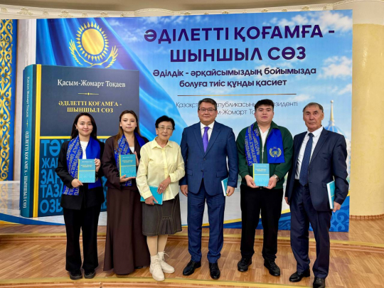 В ДИАЛОГЕ с каждым читателем